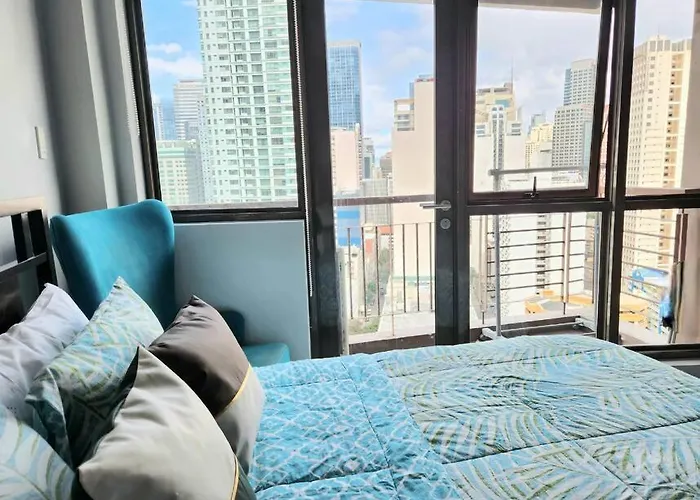 Cosy Kl Tower With Parkview Balcony, Pool, Gym, Sauna Near Greenbelt 100mbps Apartment Manila